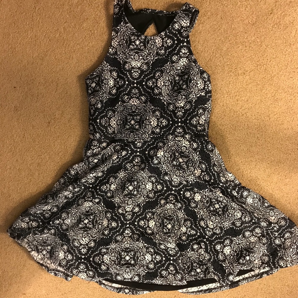 Aeropostale lace dress